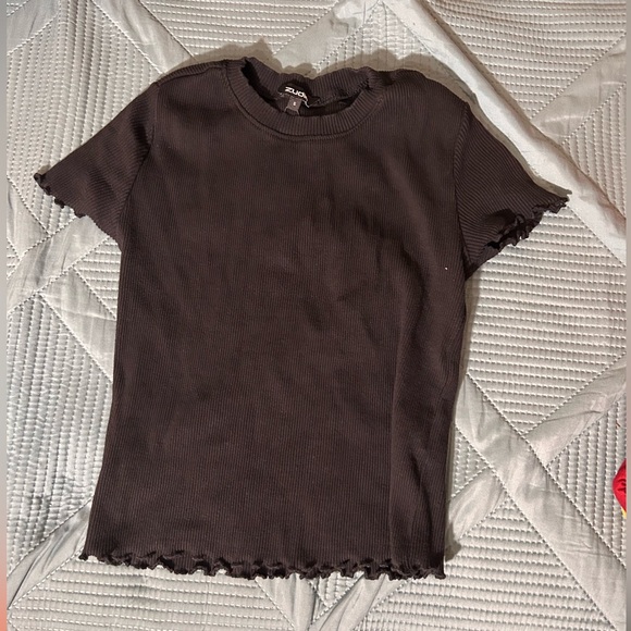 Black Cropped Top - Picture 1 of 4